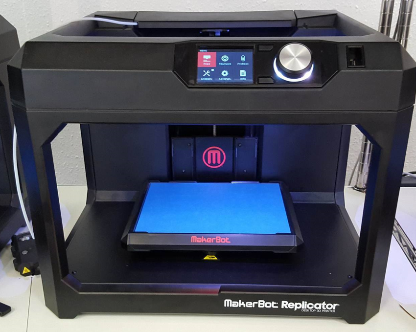 makerbot replicator 3D nyomtató
